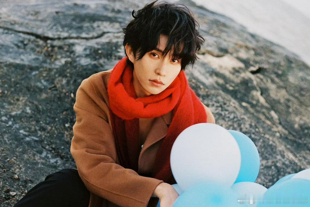 张集骏直播说完晚安就去加班了 不是，这谁能想到呢！张集骏直播说完晚安居然还要继续