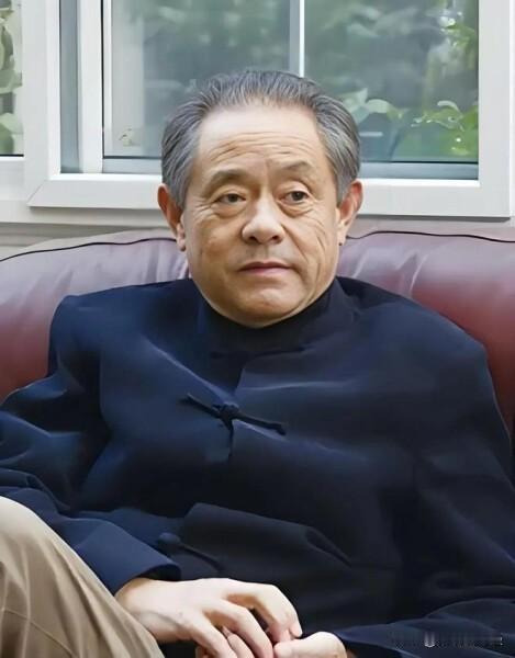 被查7个月后，81岁的徐湖平有了新消息

据新华社报道，南京博物院原院长徐湖平利
