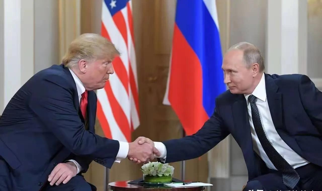 重磅消息！特朗普感到十分震惊和愤怒！
当地时间12月29日，俄罗斯总统普京在与特