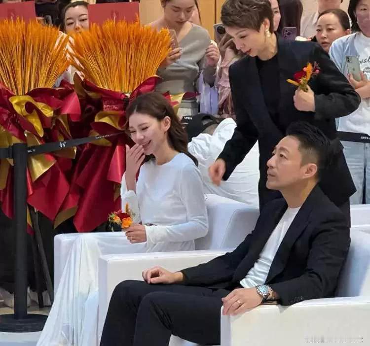 近日，有消息传出大S的一双儿女回到北京，与父亲汪小菲一同共度端午佳节。汪小菲的现
