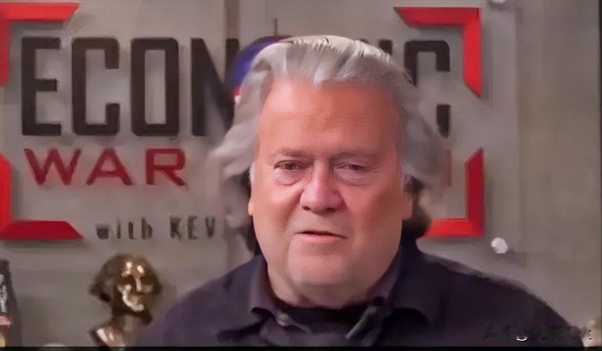 班农:“当前美国国内存在一股以格雷厄姆和克鲁兹为代表的这帮人，他们满脑子都是入侵