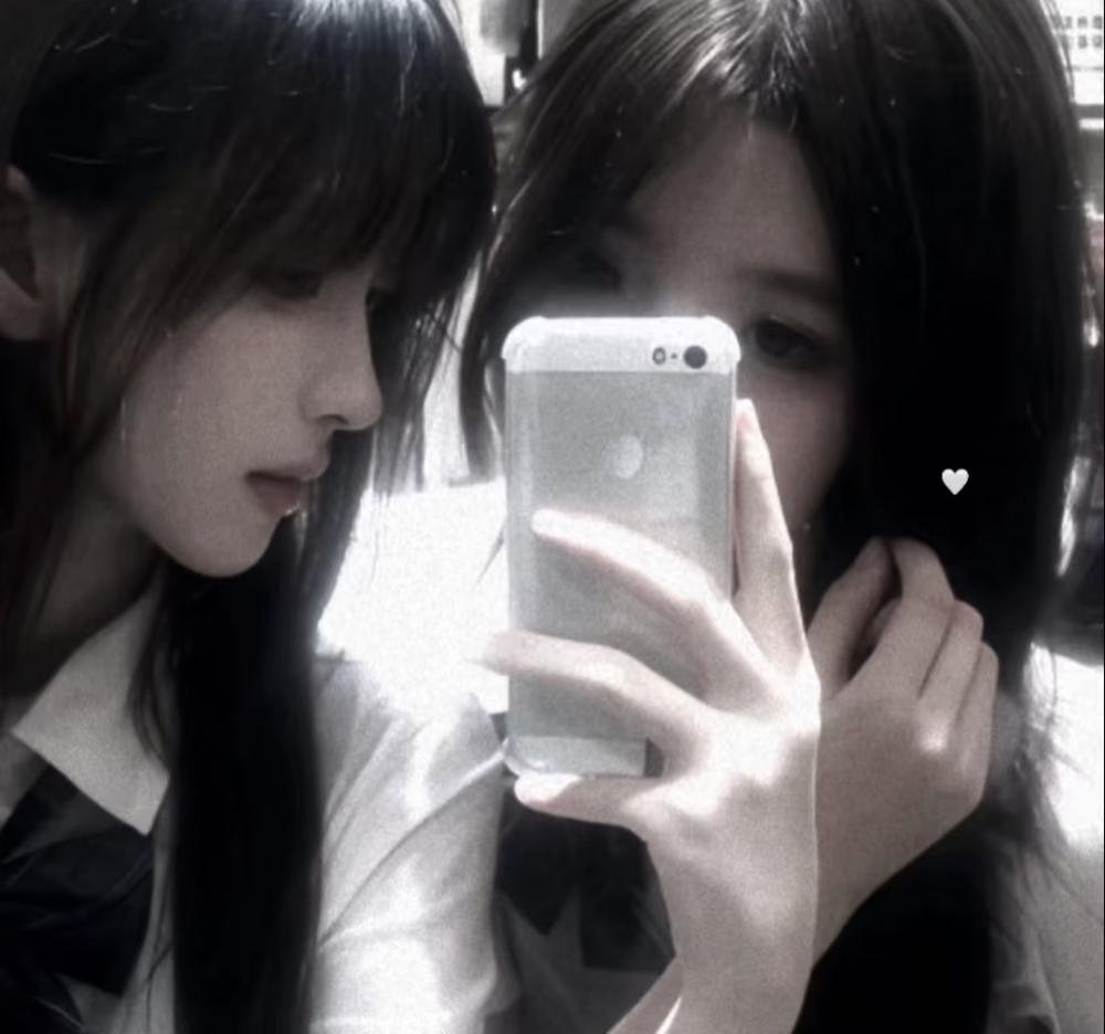 女孩，除了小猫还能用什么来形容你头像壁纸｜审美积累｜小众女头｜ins ｜高清无水