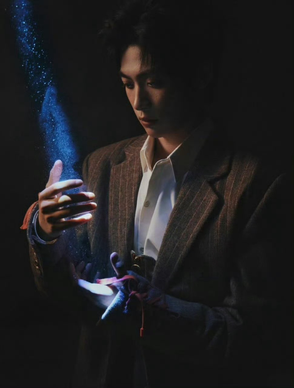 梓渝对私生火力全开 当日常出行都成了负担，当私人空间被肆意闯入，换谁都无法再沉默