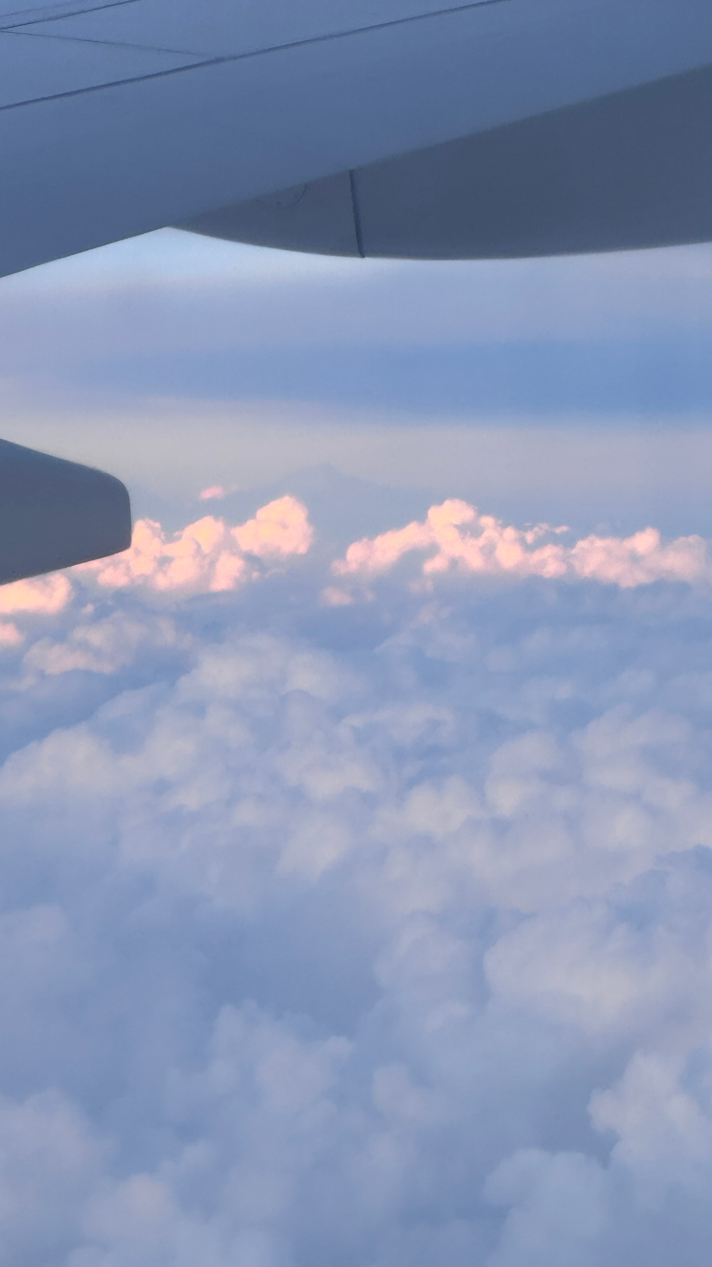 终于到了 今天的✈️是我坐过最晃最抖的一次跟过山车一样…独加记一 韩国·首尔仁川