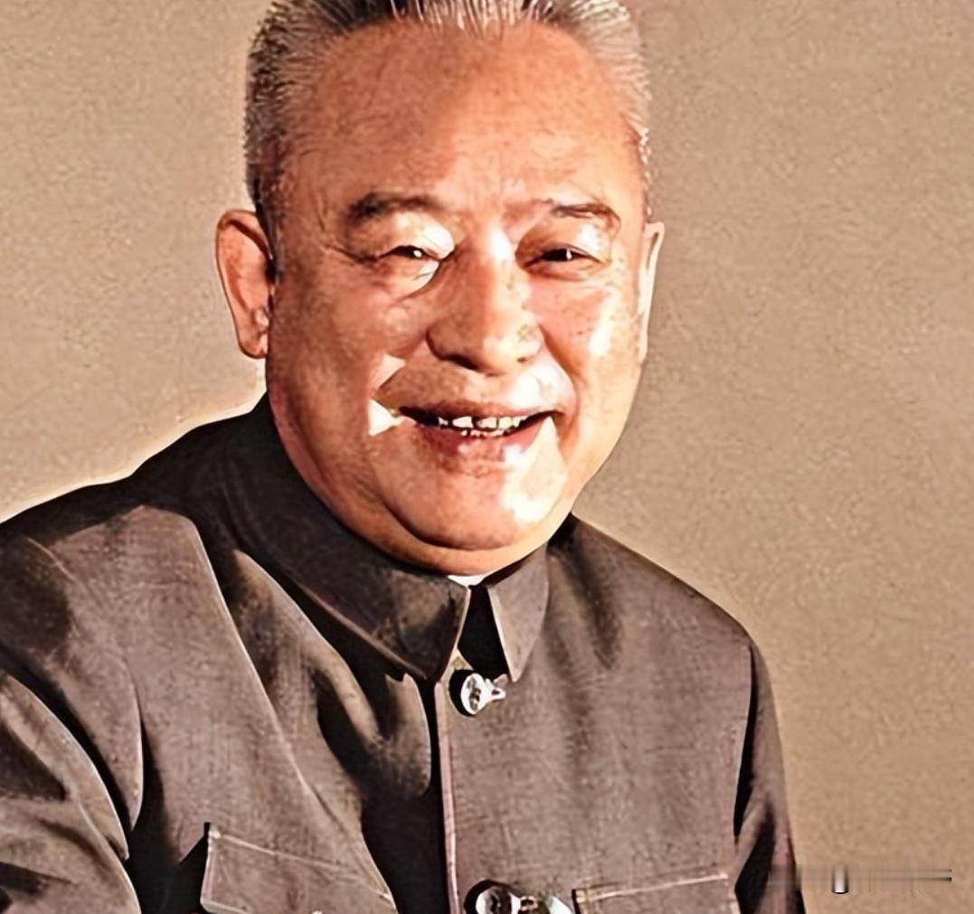 余秋里（1914年11月15日-1999年2月3日），无产阶级革命家，江西吉安人