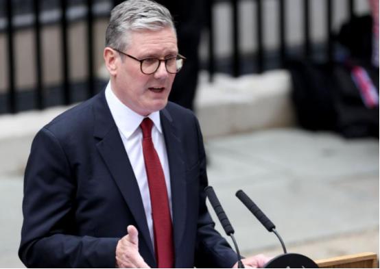 签下45亿大单后，英国上演变脸，宣布制裁39家中企，外交部反击
 
2026 年