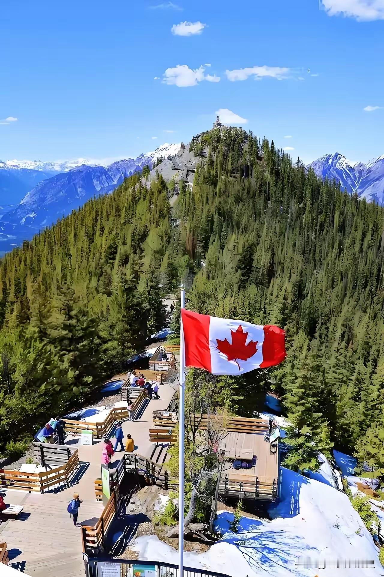 美国想强占格陵兰岛，英国不担心，法国也不担心，其实中俄也不担心，甚至丹麦也不是很