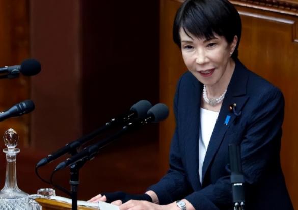 早知今日何必当初！日本这下知道求中国了。
 
5月26日，日本财务大臣片山皋月，