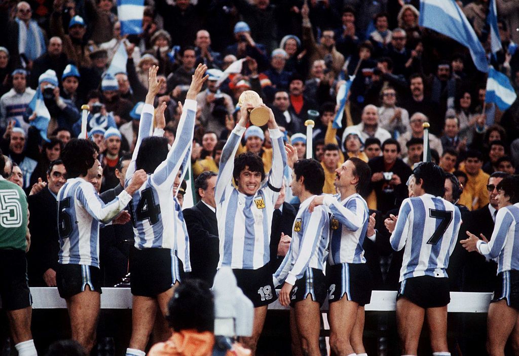世界杯 1978年6月25日，世界杯冠军，阿根廷队。足球老照片