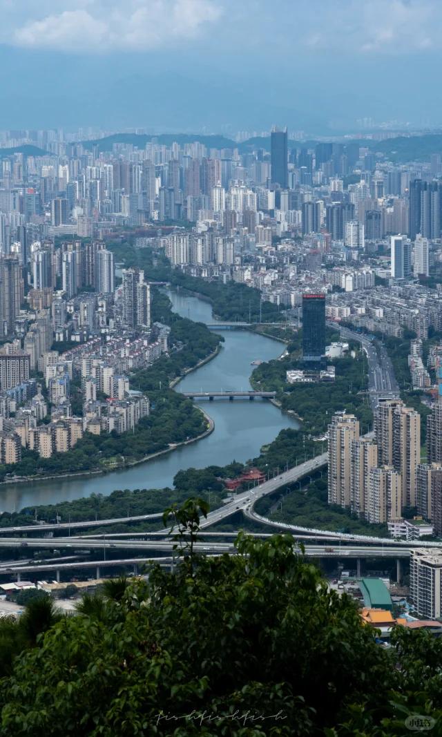 福州：要推进机场二期、国际深水大港、温福高铁、港口后方铁路等大枢纽、大通道项目，