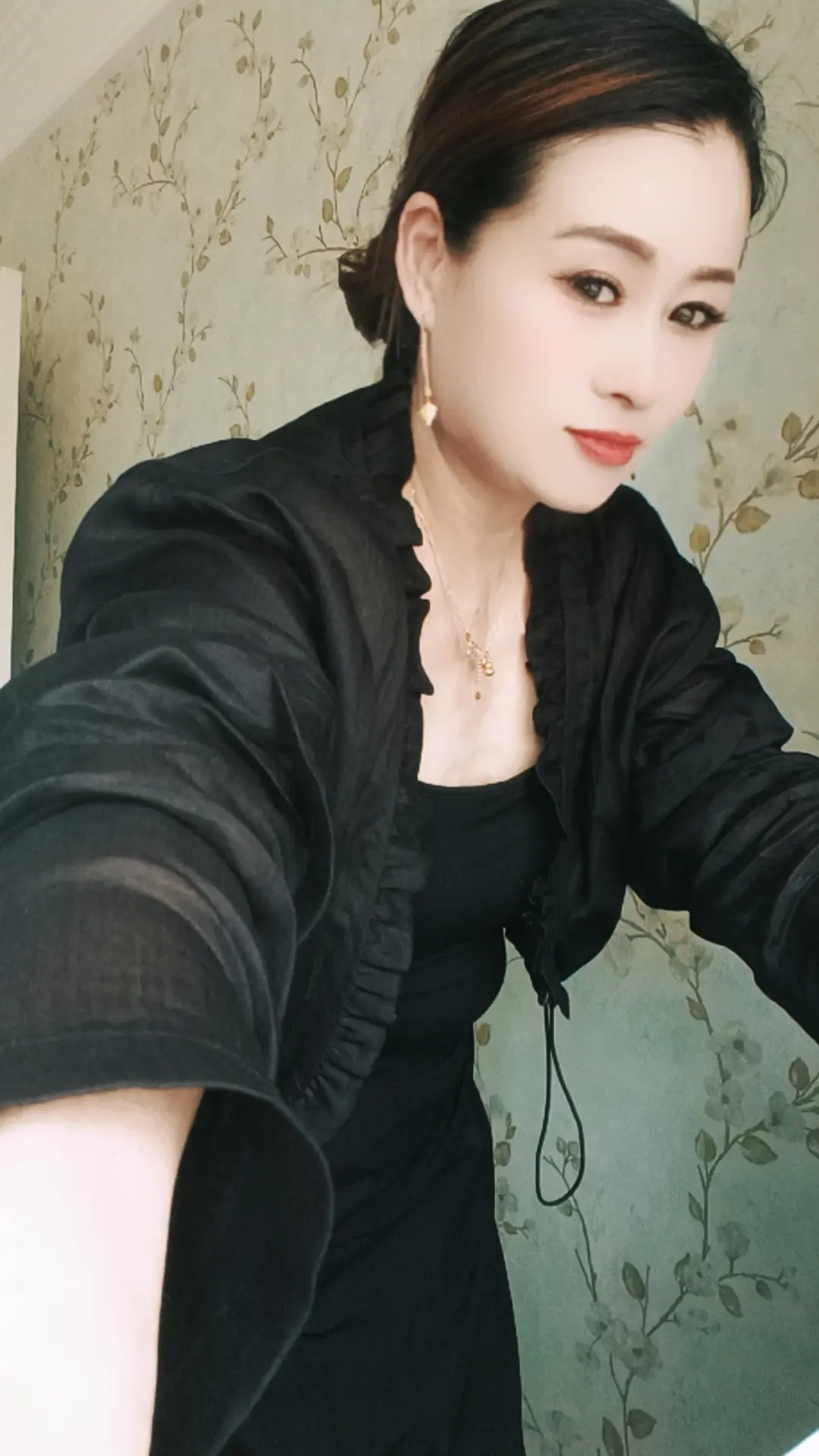 这人生啊给你哪一种都要奉陪，慢慢消化慢慢体会