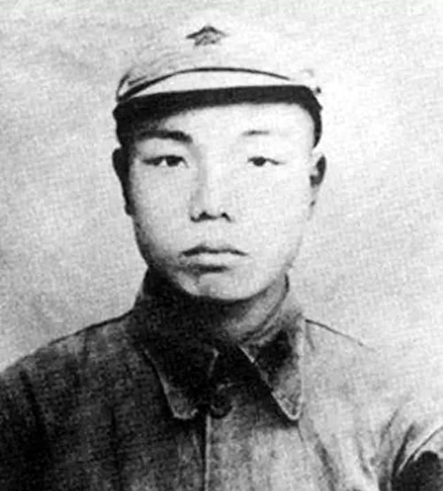 1938年肖华因大娘机智被藏在枣堆，日军尝枣后反要把全部枣运走，这究竟为何？
1