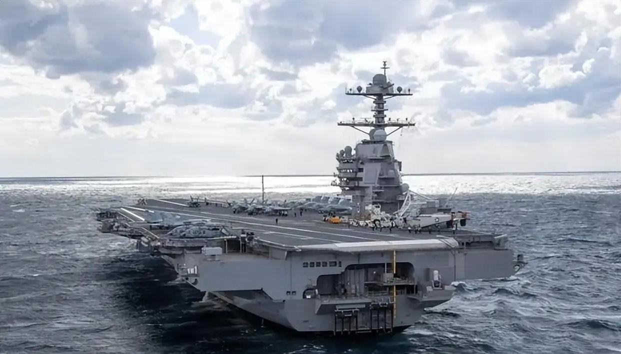 美国和伊朗在海上又杠上了，这回有个细节挺有意思。

美军中央司令部发消息说击沉了