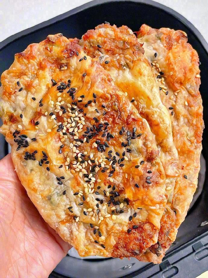 这个猪肉锅盔比外面小店的还好吃，锅盔这样做才好吃！  