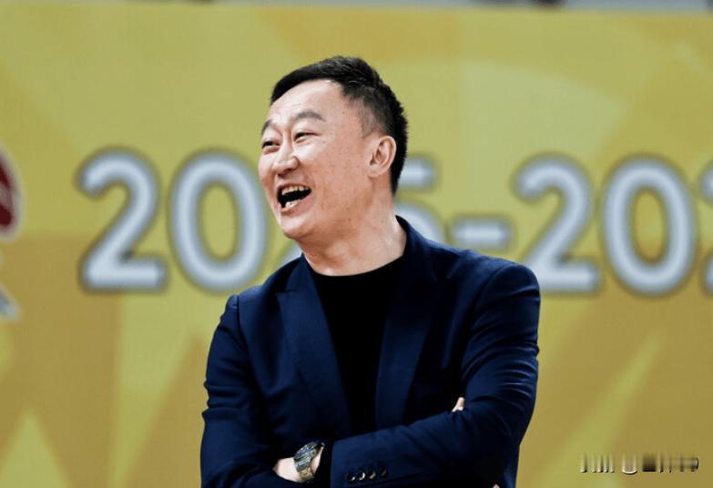 榜首大战变练兵赛？刘指导！我们买票不是来看替补打卡的，退钱！

花钱买球票看CB