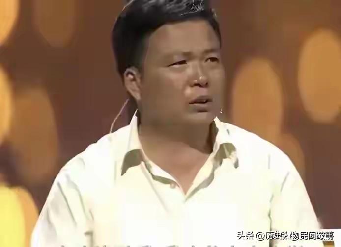 一、缘起：绝境遇恩人
 
女孩叫李珊，12岁丧父，母亲瘫痪，高考落榜后辍学打工，