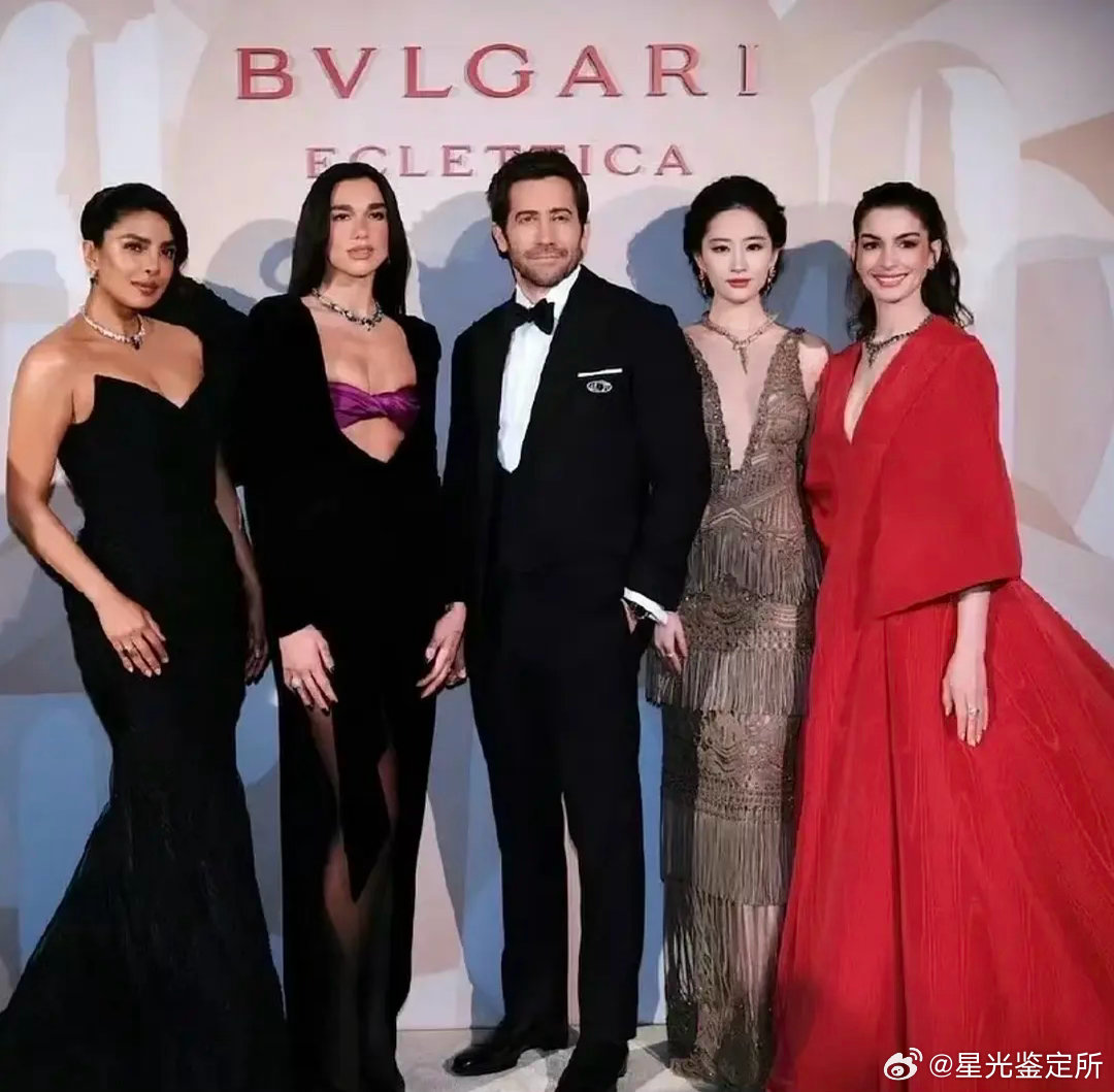 看来刘亦菲的c位是仅限于国内 