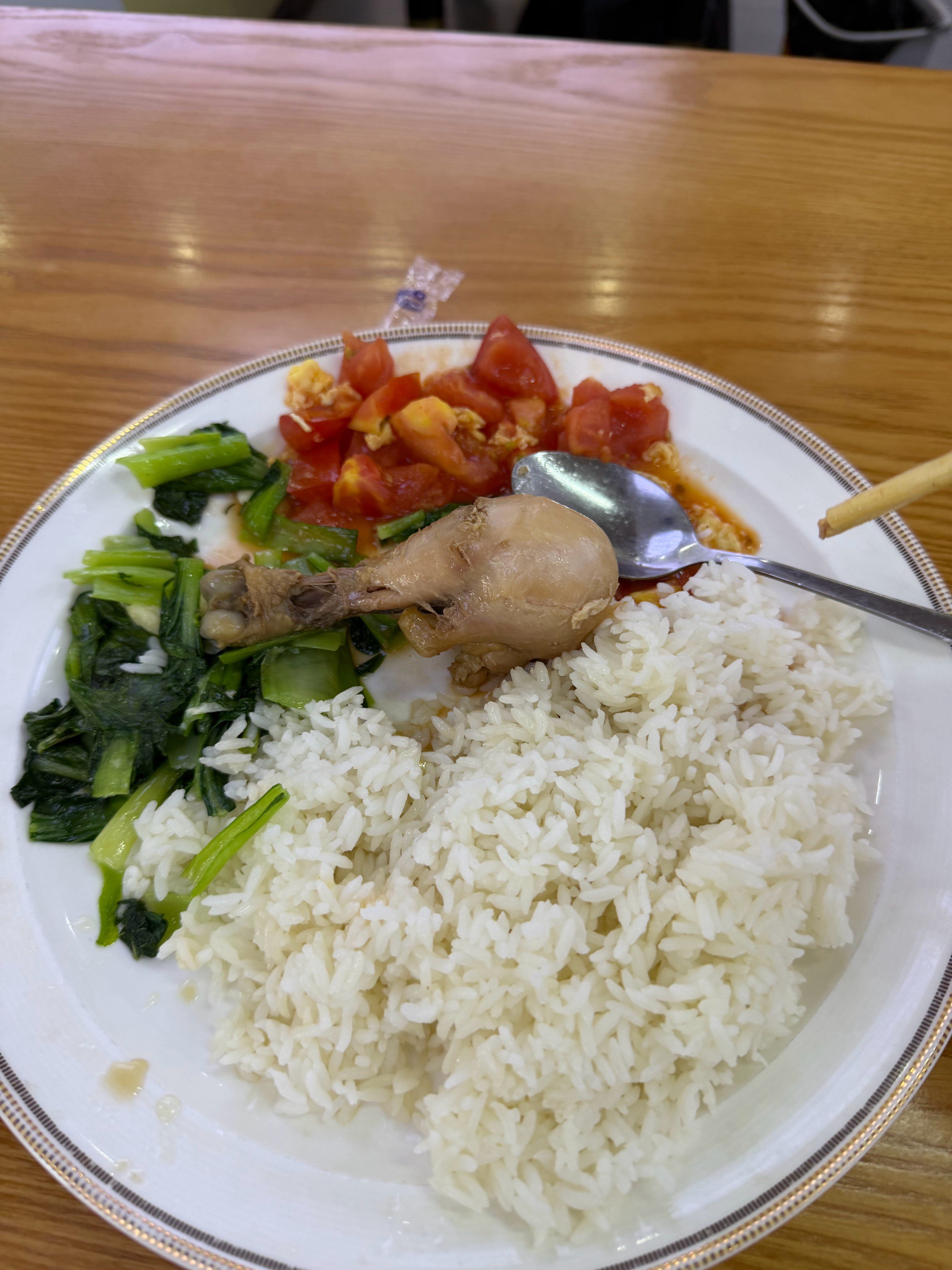 到厦门了 ，一顿沙县吃完，开始工作了 ​​​