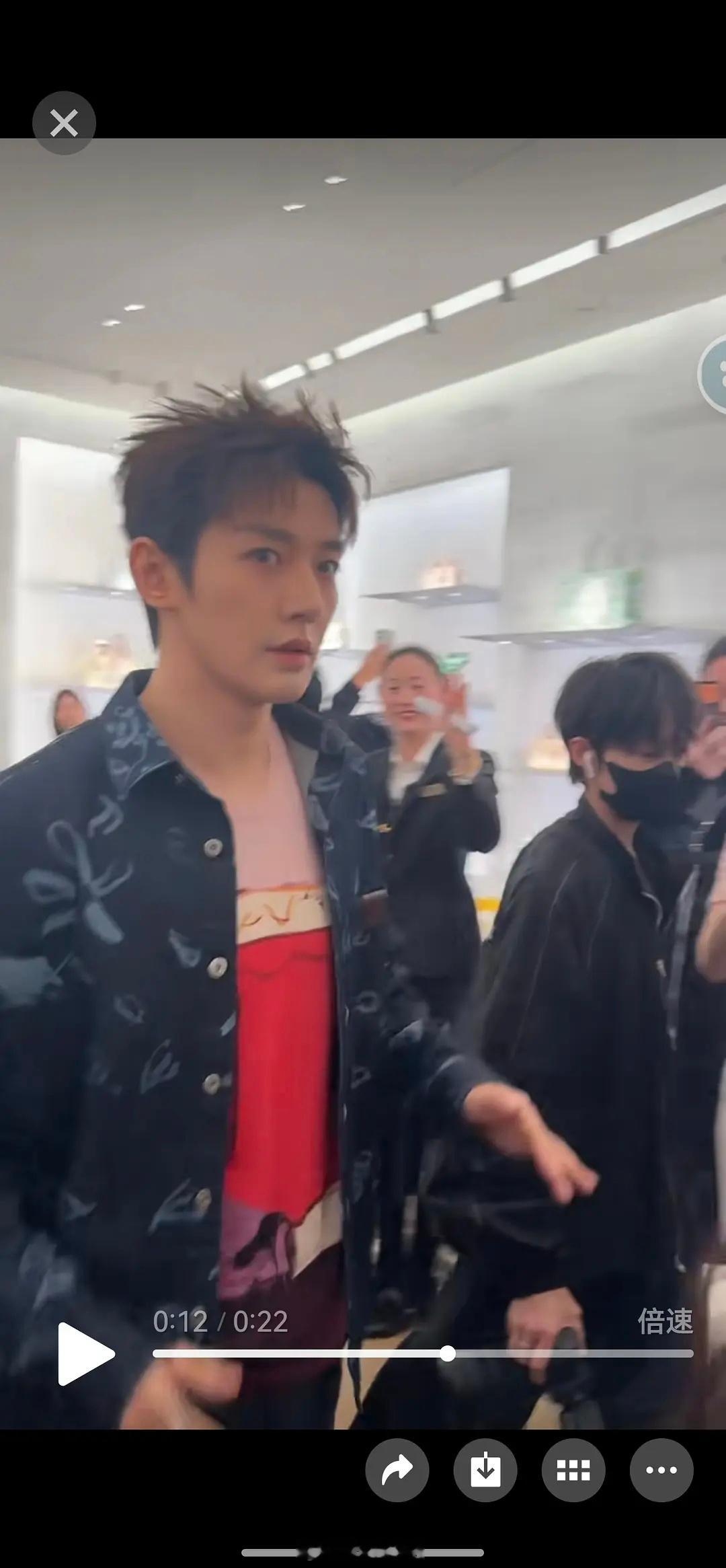 邓为是不是脱了外套就能cos哪吒神经病啊设计师你迪丽热巴邓为迪奥生图