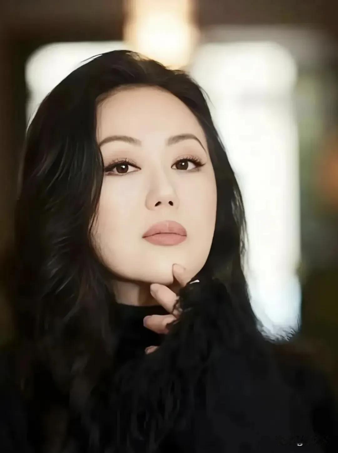 章小蕙特别好的一点是内心无比坦荡，换成其他公众人物甚至普通人可能自己都会小心翼翼