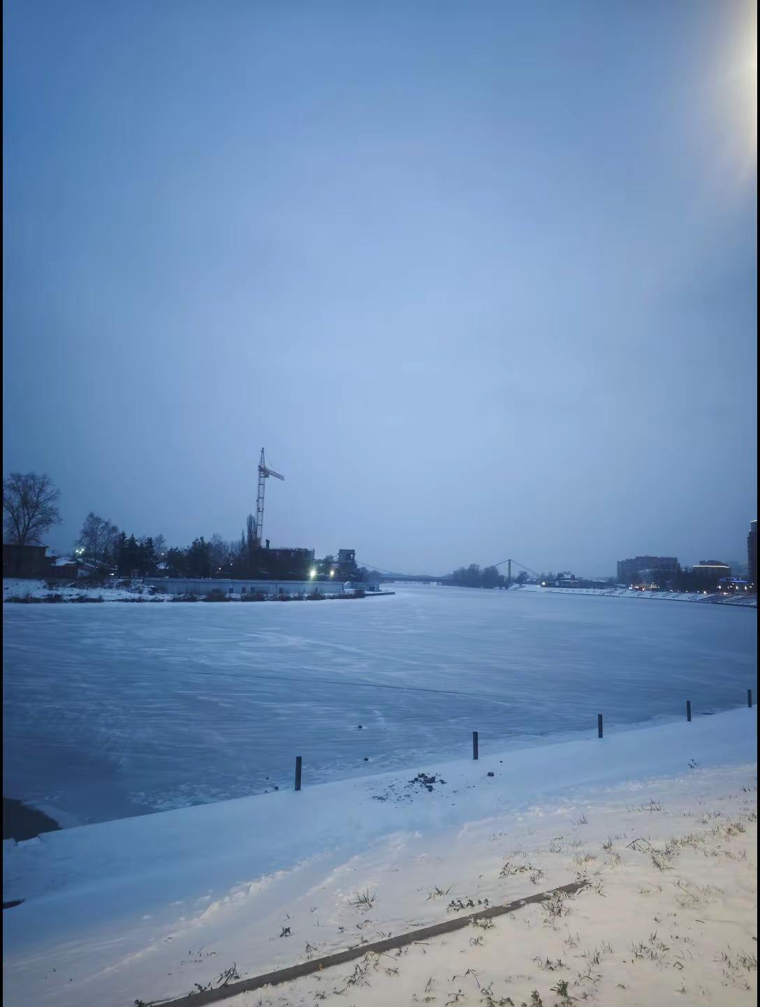 奔萨出美女 太冷了，一个没见到。俄罗斯罗刹向东1798户外 ～俄罗斯