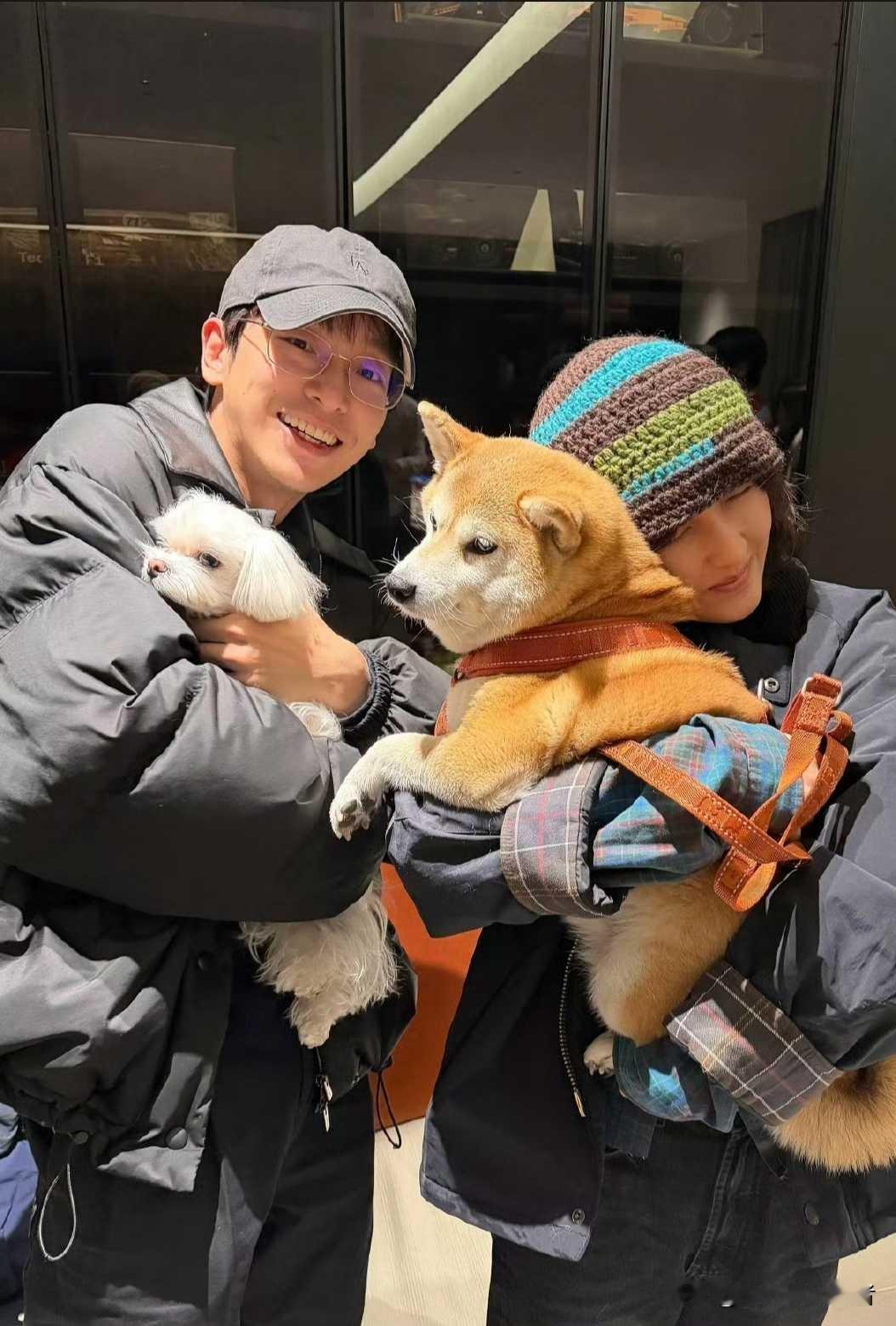 彭昱畅和张子枫真的好像亲兄妹，一部综艺节目，真的成了亲人，彭昱畅分享自己和妹妹张