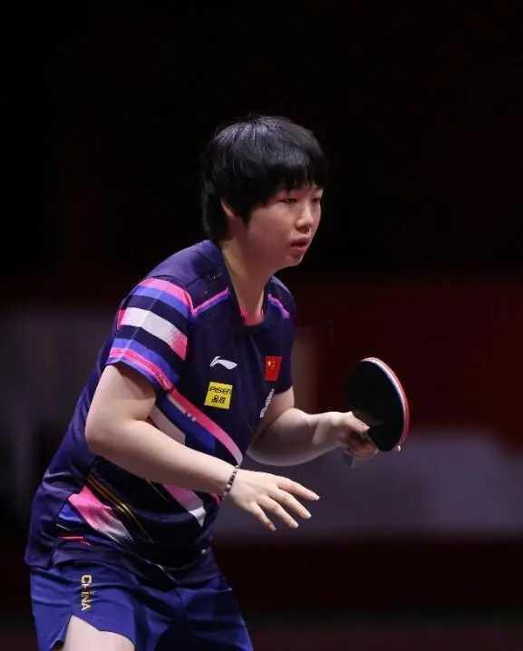 直落4局轻松横扫！蒯曼4-0完胜早田希娜，顺利跻身总决赛八强 12月11日，WT