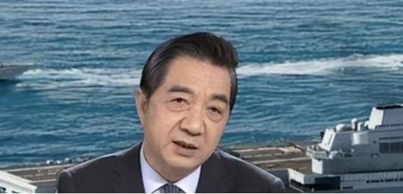 中美差距究竟有多大？张召忠曾经语出惊人：“即使 美国 停下脚步，一动不动，中国2