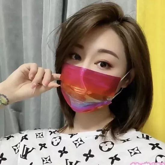 都说男多女少，可我觉得现在的社会并不缺女人，我之所以这么说并不是毫无根据。

你