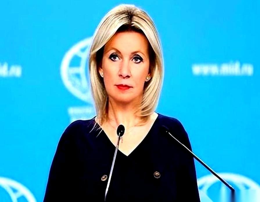 俄罗斯干了件狠事。
没搞军演，没放狠话，就轻飘飘递过去一张纸，对着北约和欧盟说：