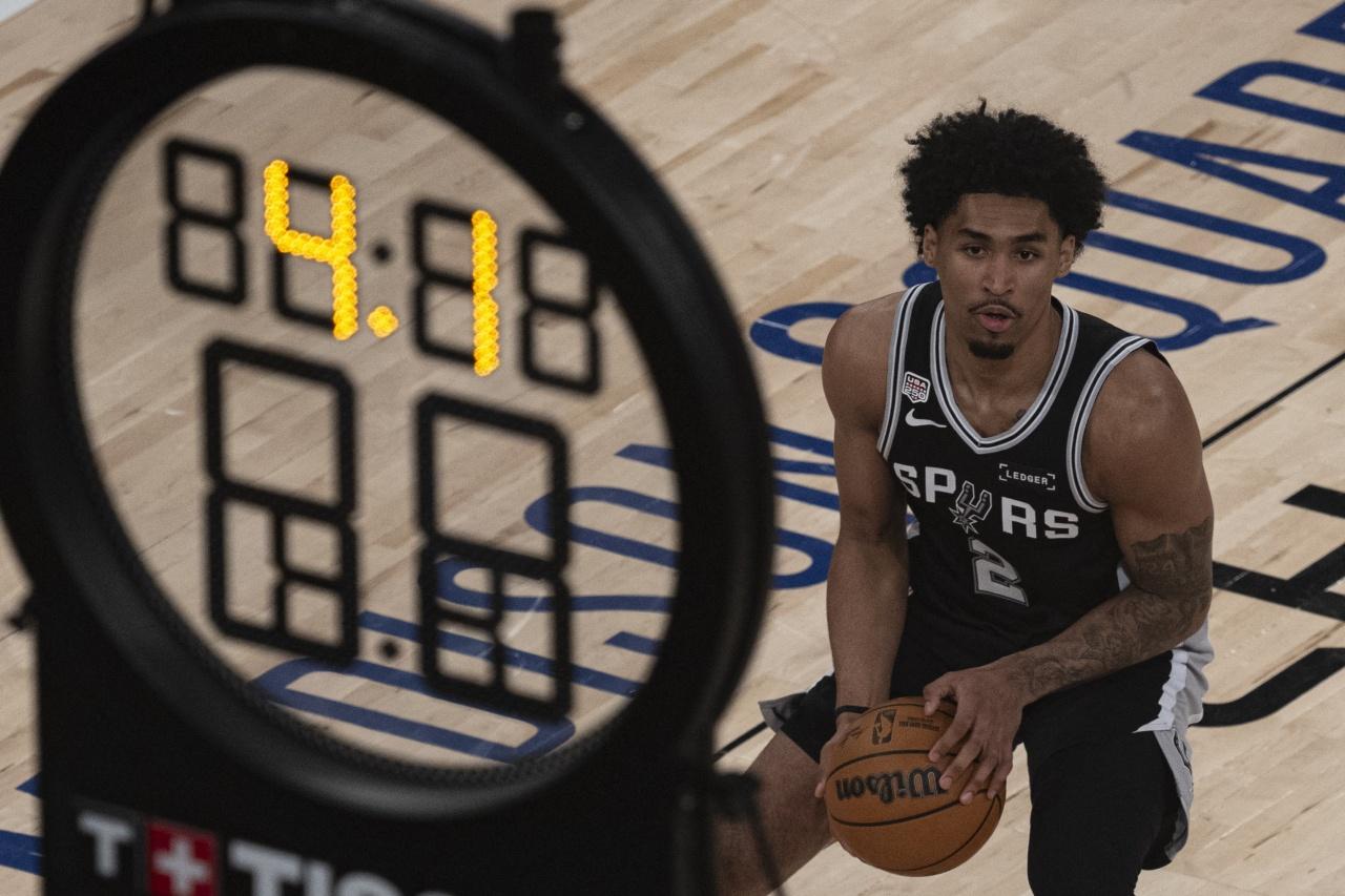 哈珀的父亲老哈珀紧急辟谣！
“位置是挣来的，不是要来的！”面对ESPN记者关于“