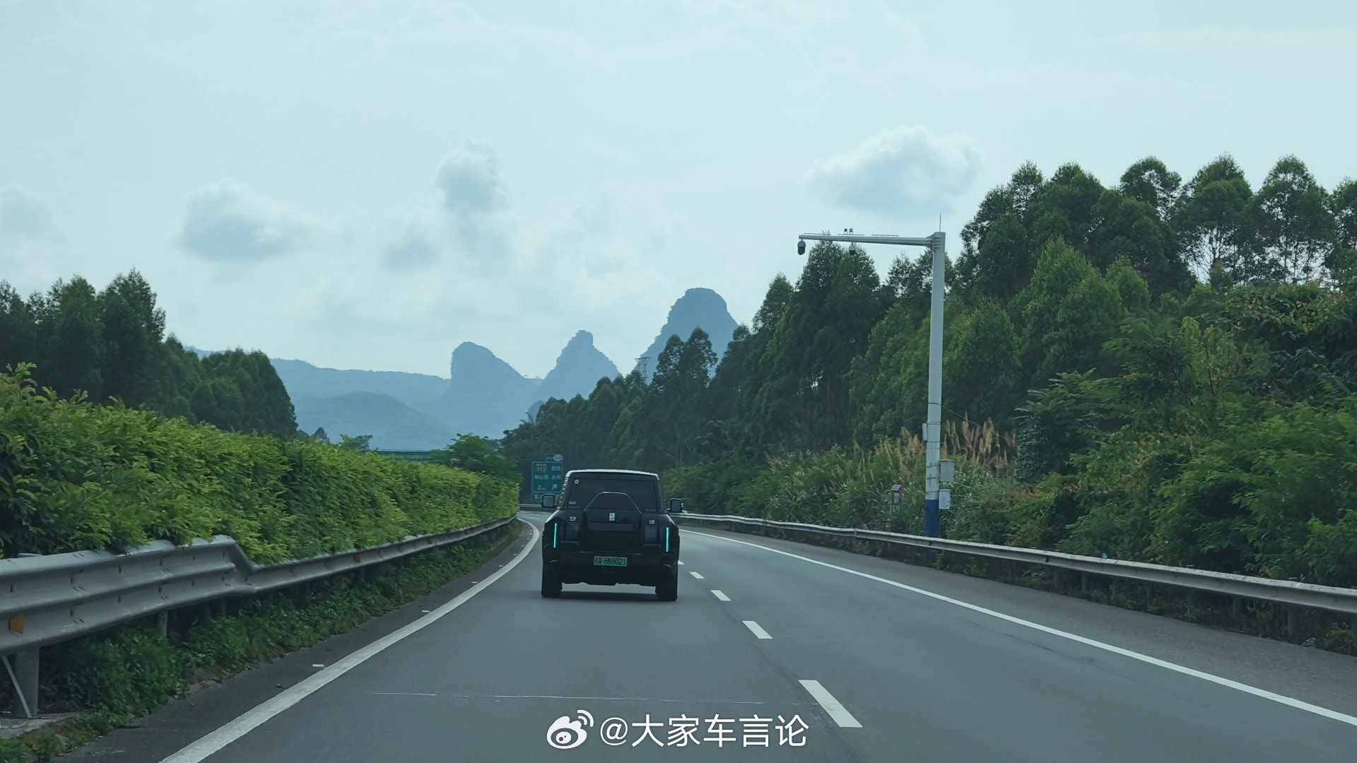 大家车的9系suv 愉快的旅途又到集合点，但聪哥和山哥的L90在仅剩10km续航