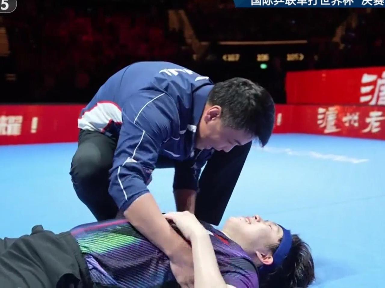 恭喜！王楚钦4-3力克松岛辉空！夺得国际乒乓单打世界杯冠军！
4月5日晚，202