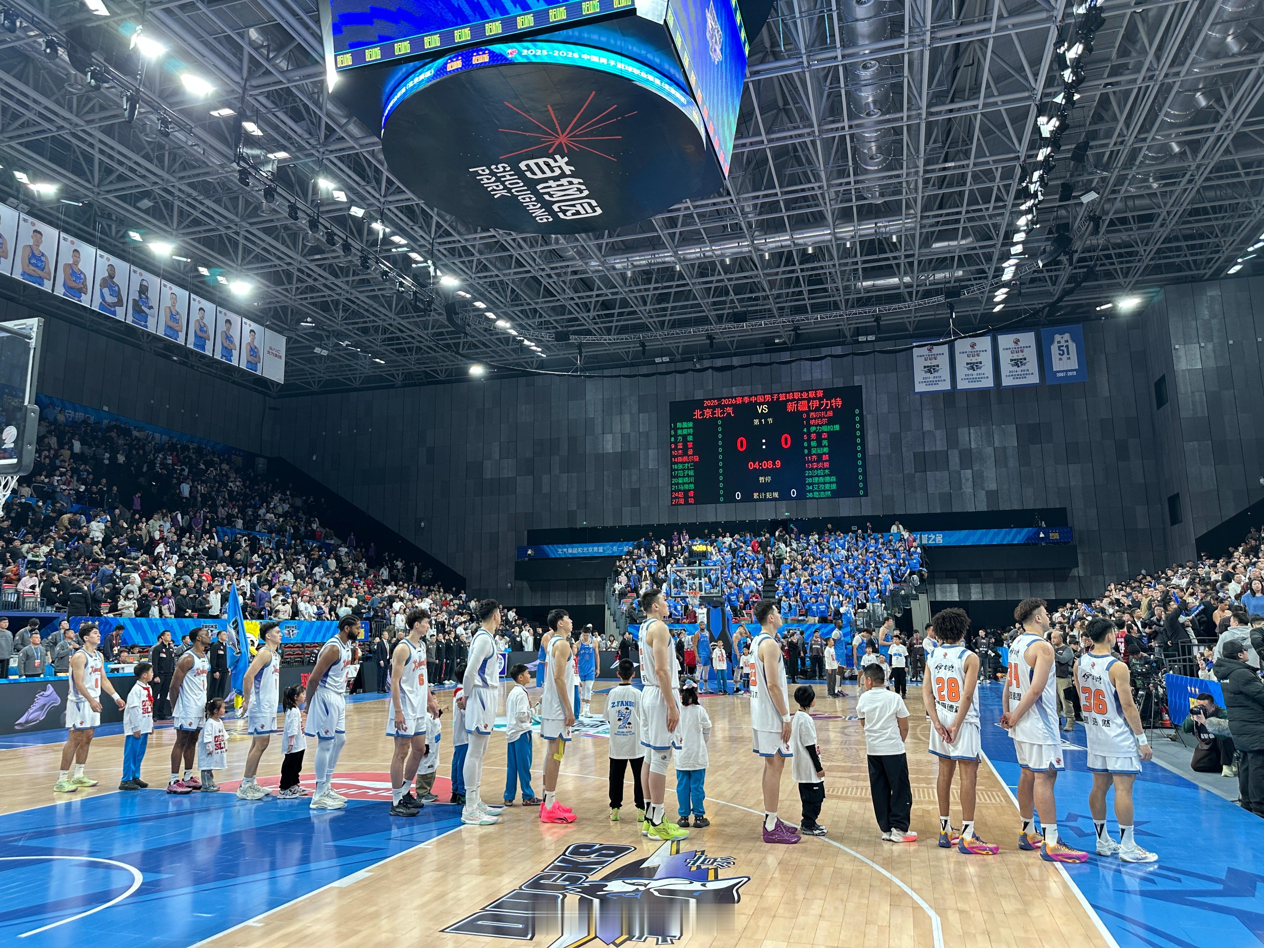 北京男篮vs新疆男篮 17号了，辽篮就来北京了，现在他们气势同样不俗，京辽大战，