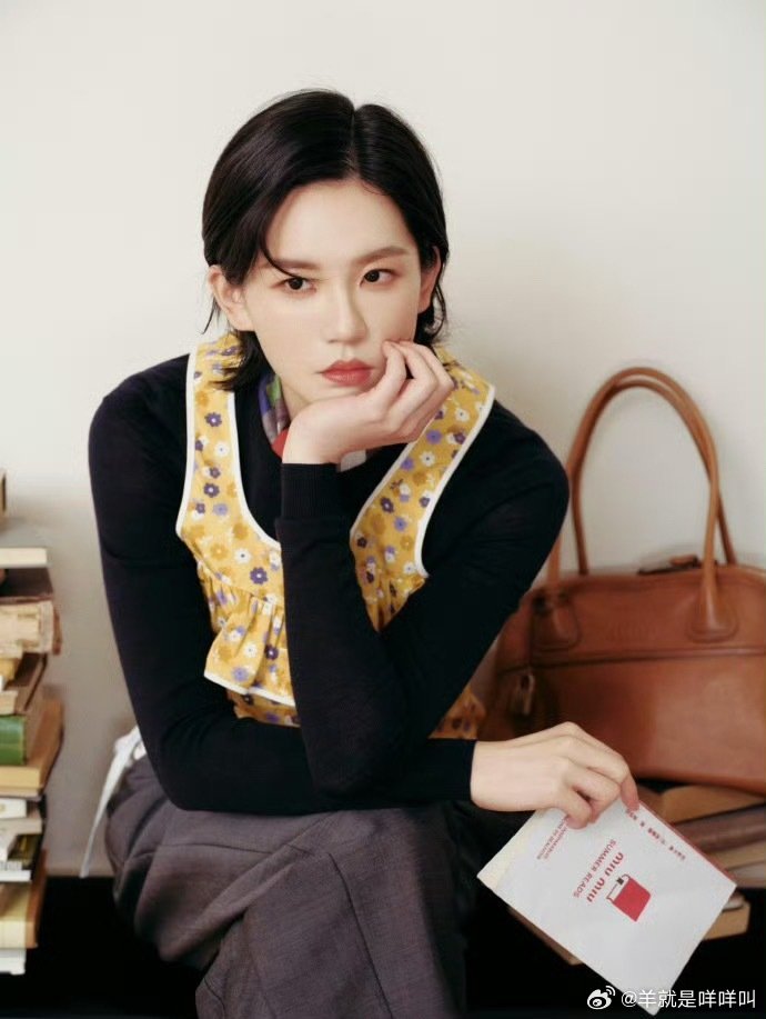 miumiu物料： 刘浩存、赵今麦、林沐然、尹浩宇、陆柯燃、李嘉鑫 