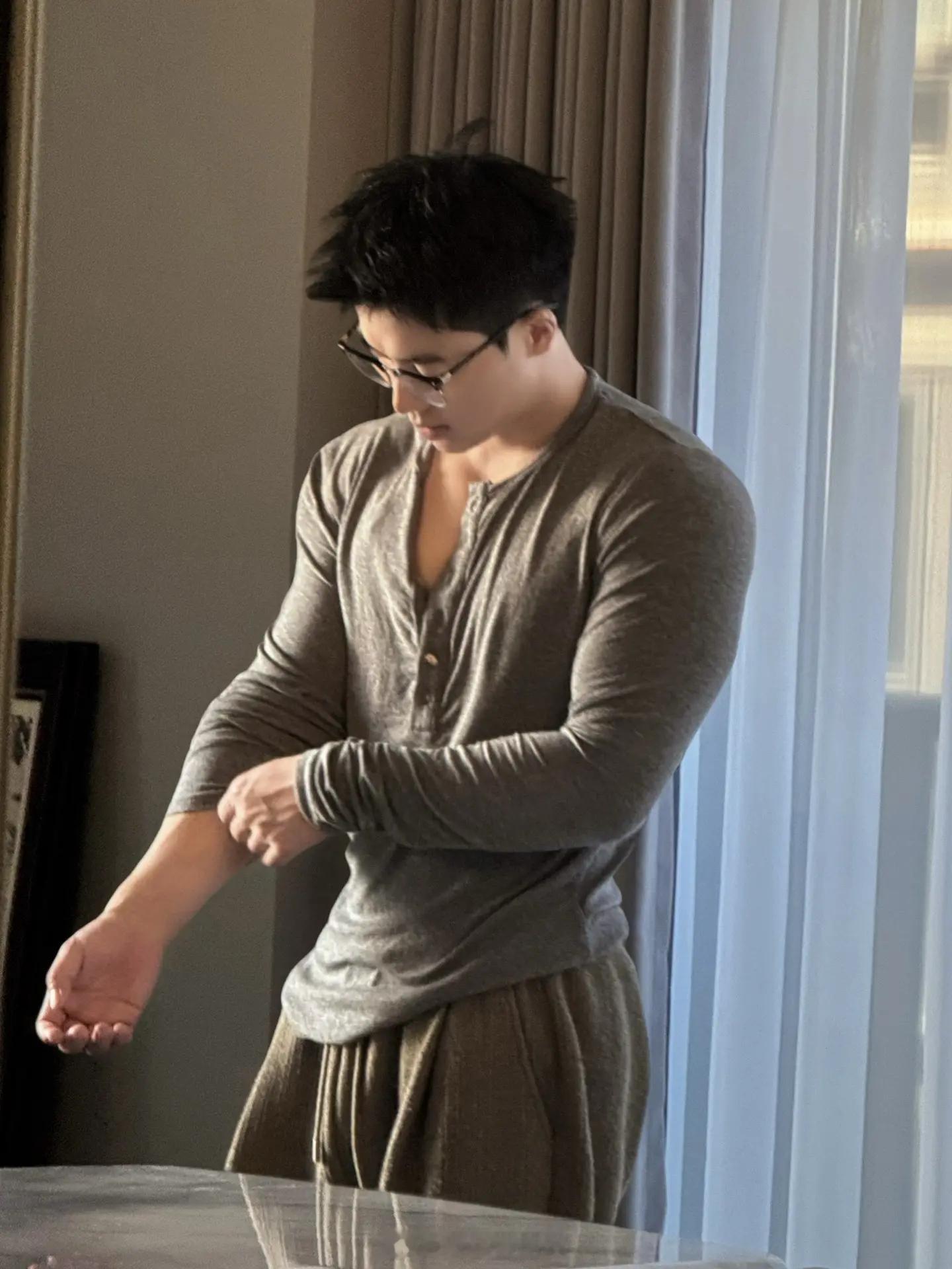 这位也是老公级别[舔屏] 