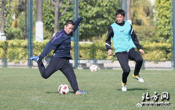 一会儿6点，亚运会小组赛，中国U23 VS 朝鲜U23，这里特别要说一句的是，朝