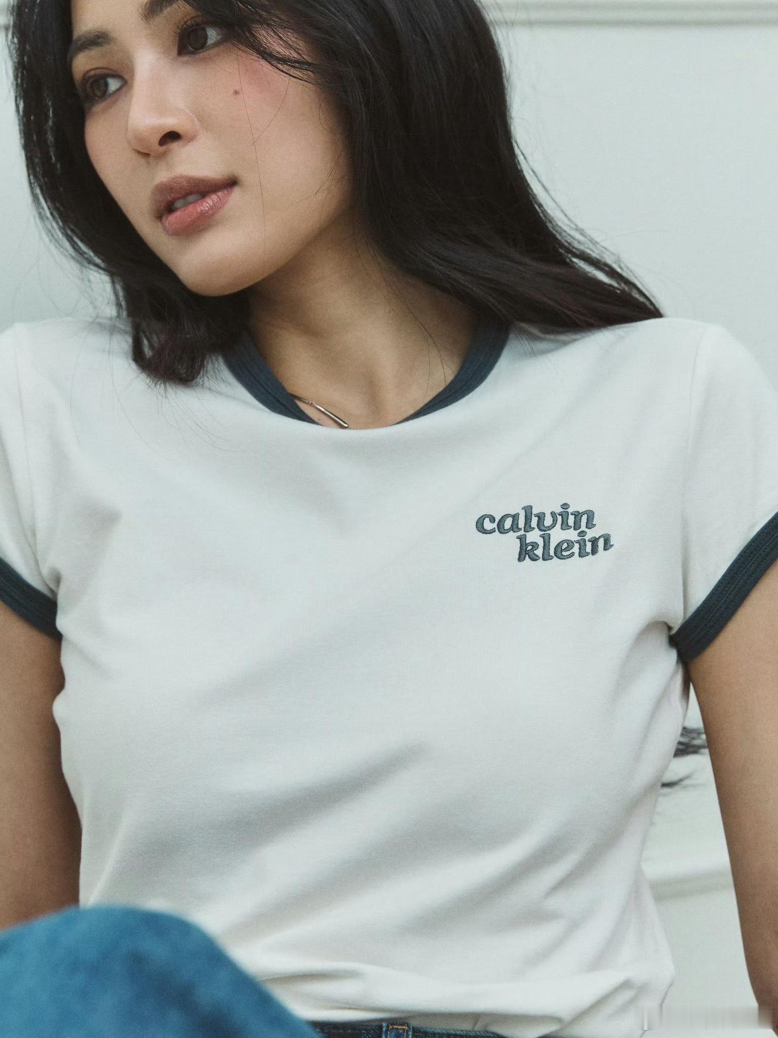 😎邝玲玲calvinklein纽约时装周 [么么哒]邝玲玲纽约时装周 ​​​