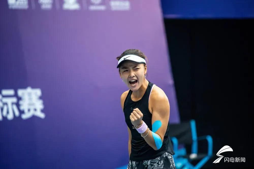 金花袁悦0:2不敌佩古拉，无缘首个WTA巡回赛冠军
北京时间10月15日，在刚刚