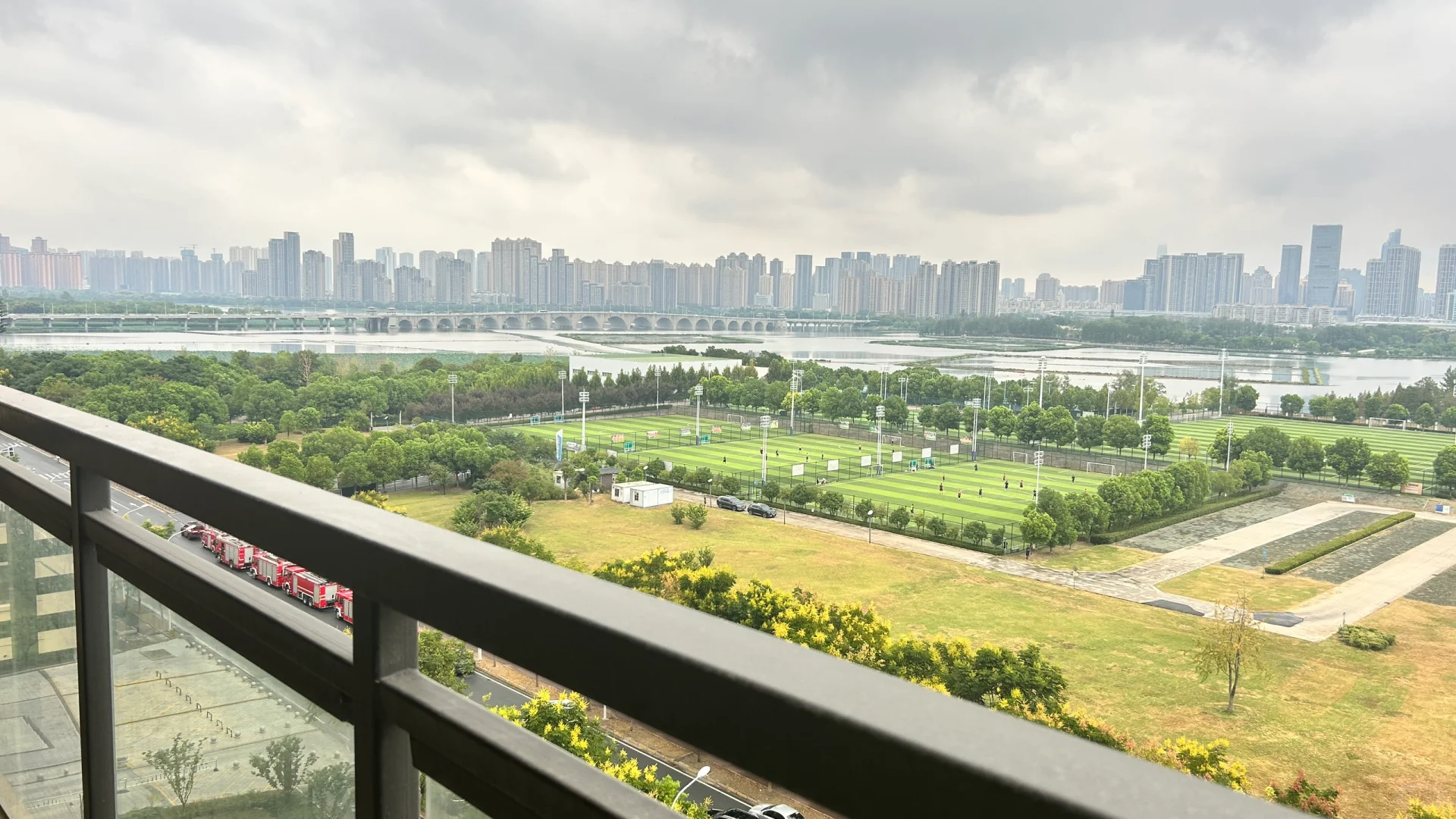 🏡豪宅警报！兴华御水澜湾，197平带20平露台