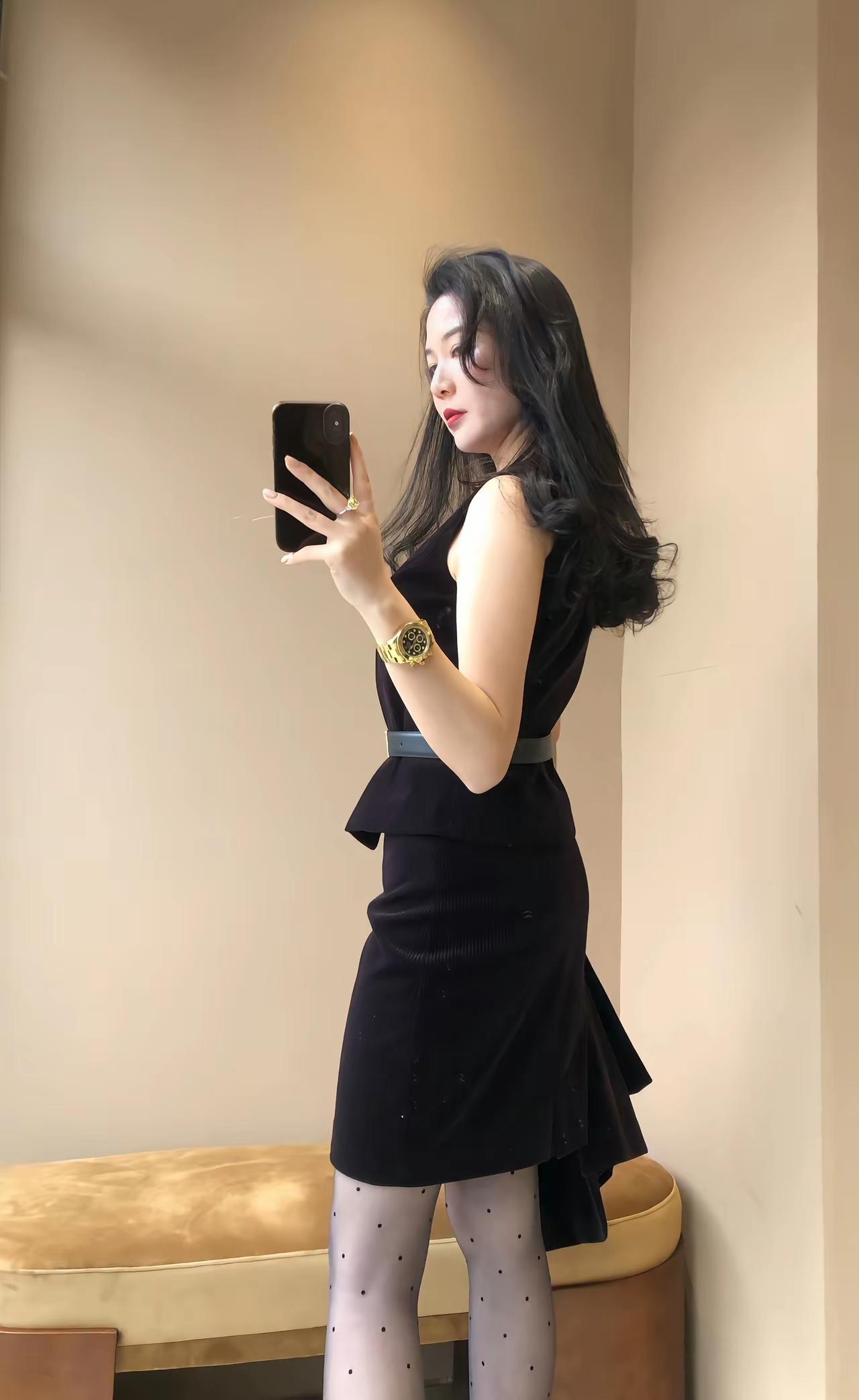 反季服装来了啊，想买秋装、冬装的可以过来看看