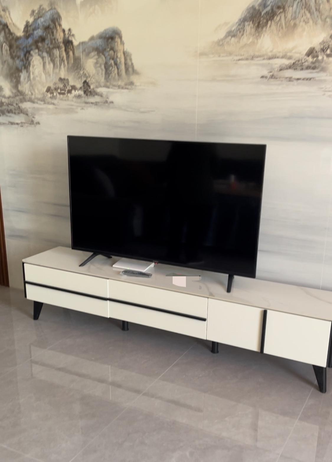 8年前，在某电器商城花了9000多块钱，买了一台85英寸的电视，最近几年都没看过