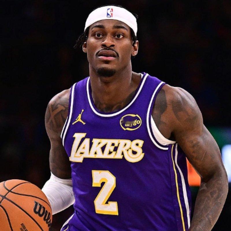 对阵爵士彪哥🔒 25分钟🔒 7 分（三分1-2）🔒 11篮板（ 5进攻篮板