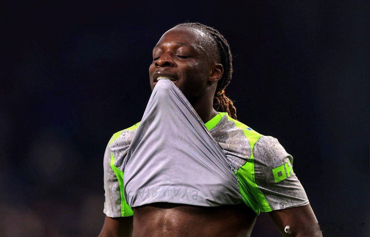 曼城1比0伯恩利一觉醒来英超局势剧变！曼城1-0登顶，切尔西主帅107天遭解雇谁