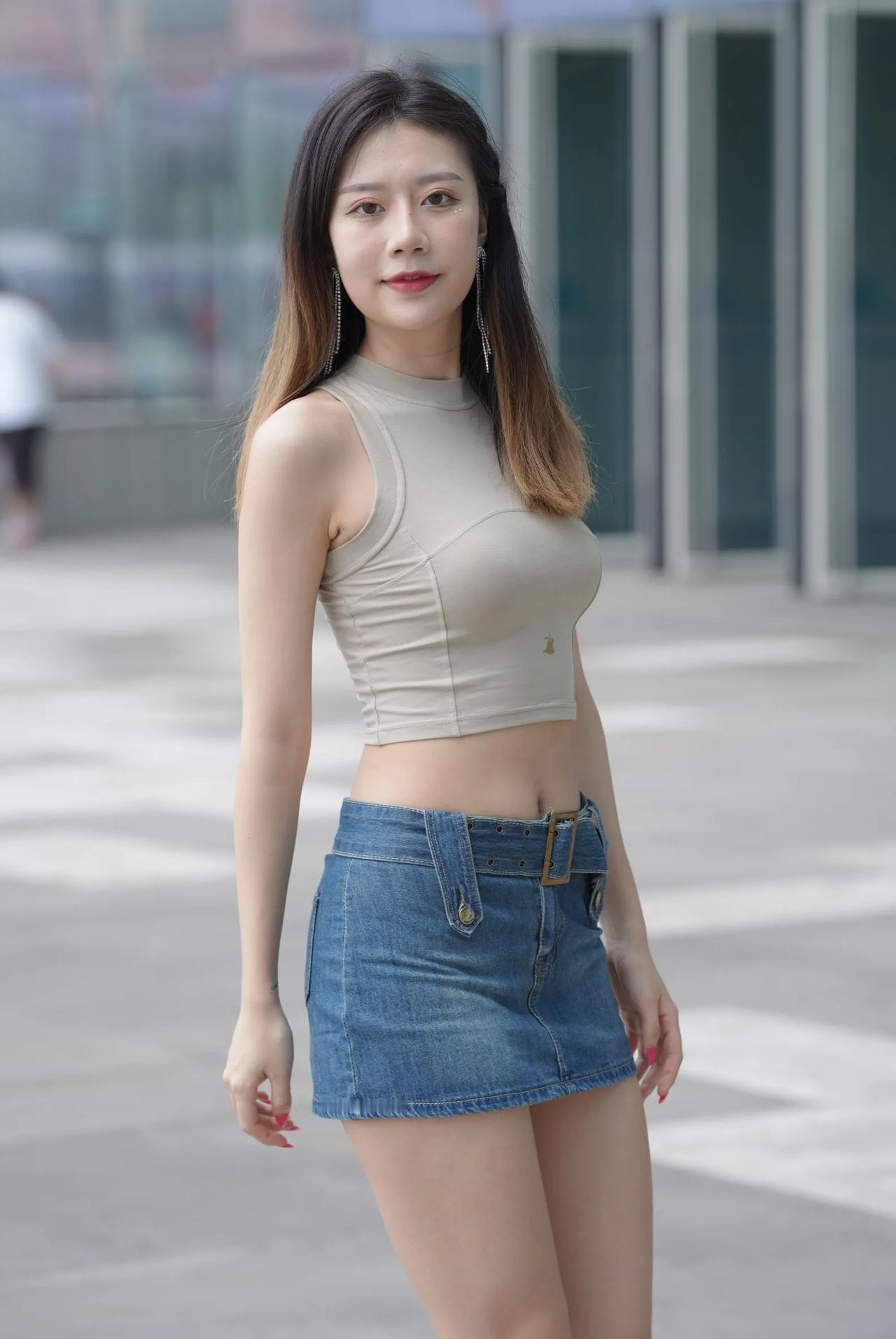 侧面照，背影杀
都是极品
时尚女性摄影