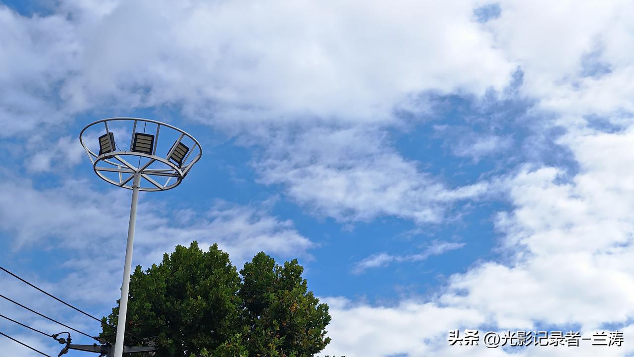 邢台雨后太治愈！终于告别闷热，幸福感直接拉满✨
 
一场酣畅降雨过后，邢台天气切