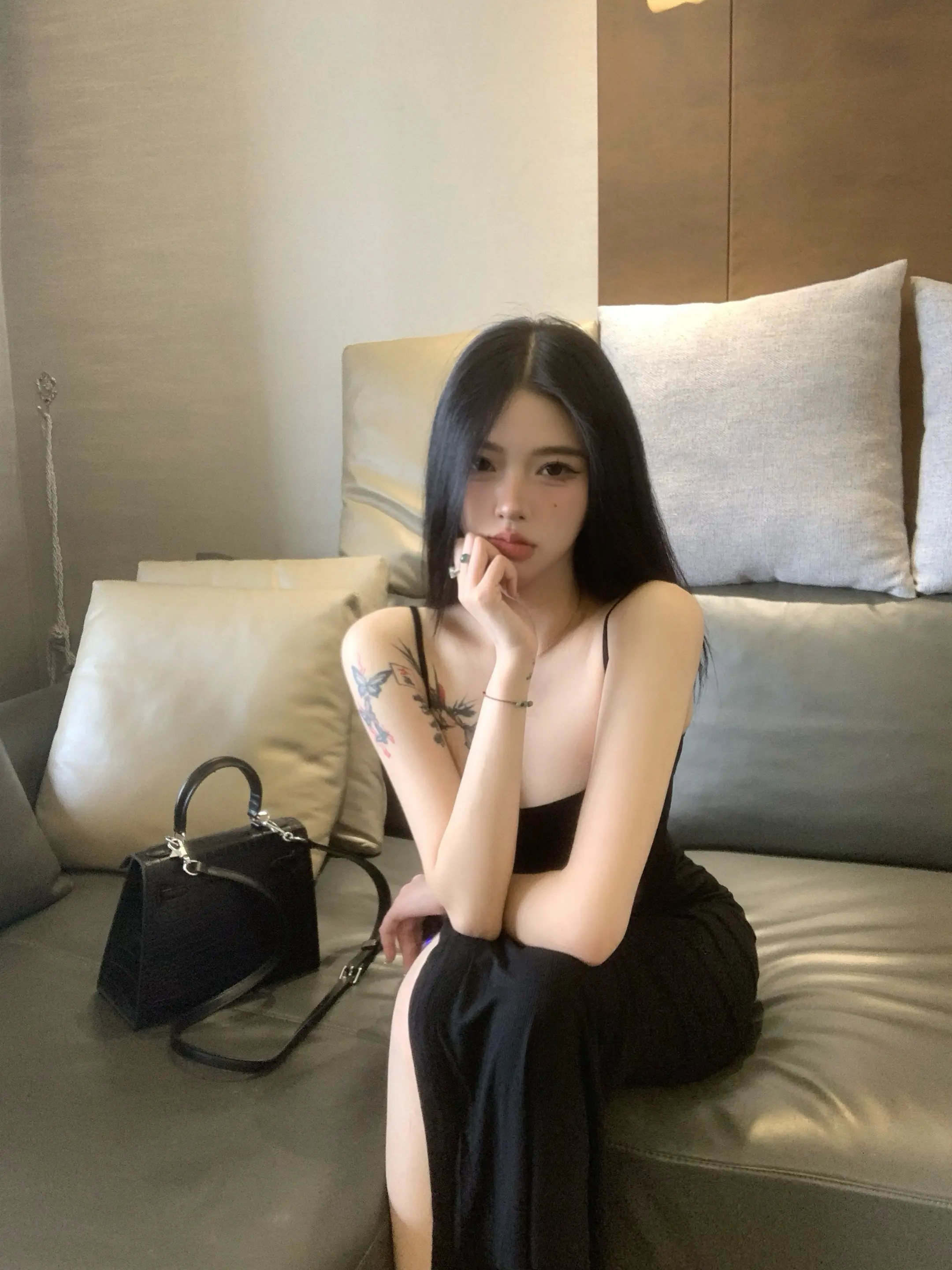 跪下吧。