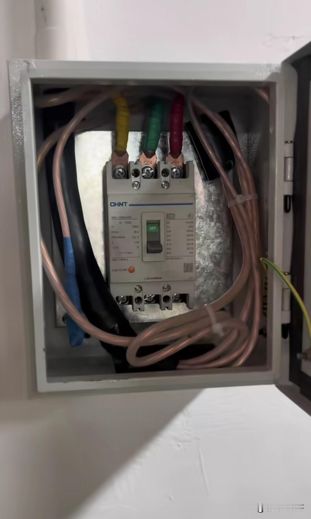 带定位聊本地新鲜事这个电工还能不能要？