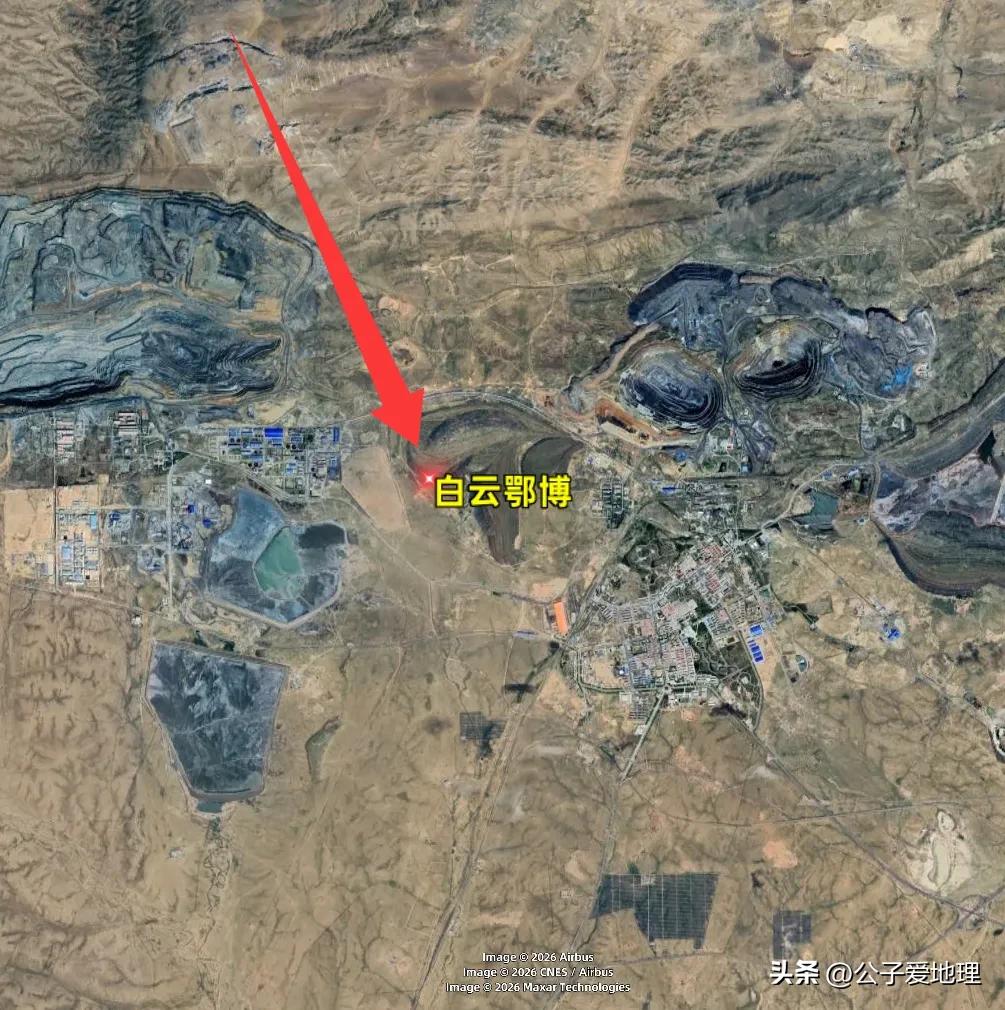 稀土挖到地下1000米，居然还藏着3亿多吨？真相太惊人！
你一定刷到过那个数字，