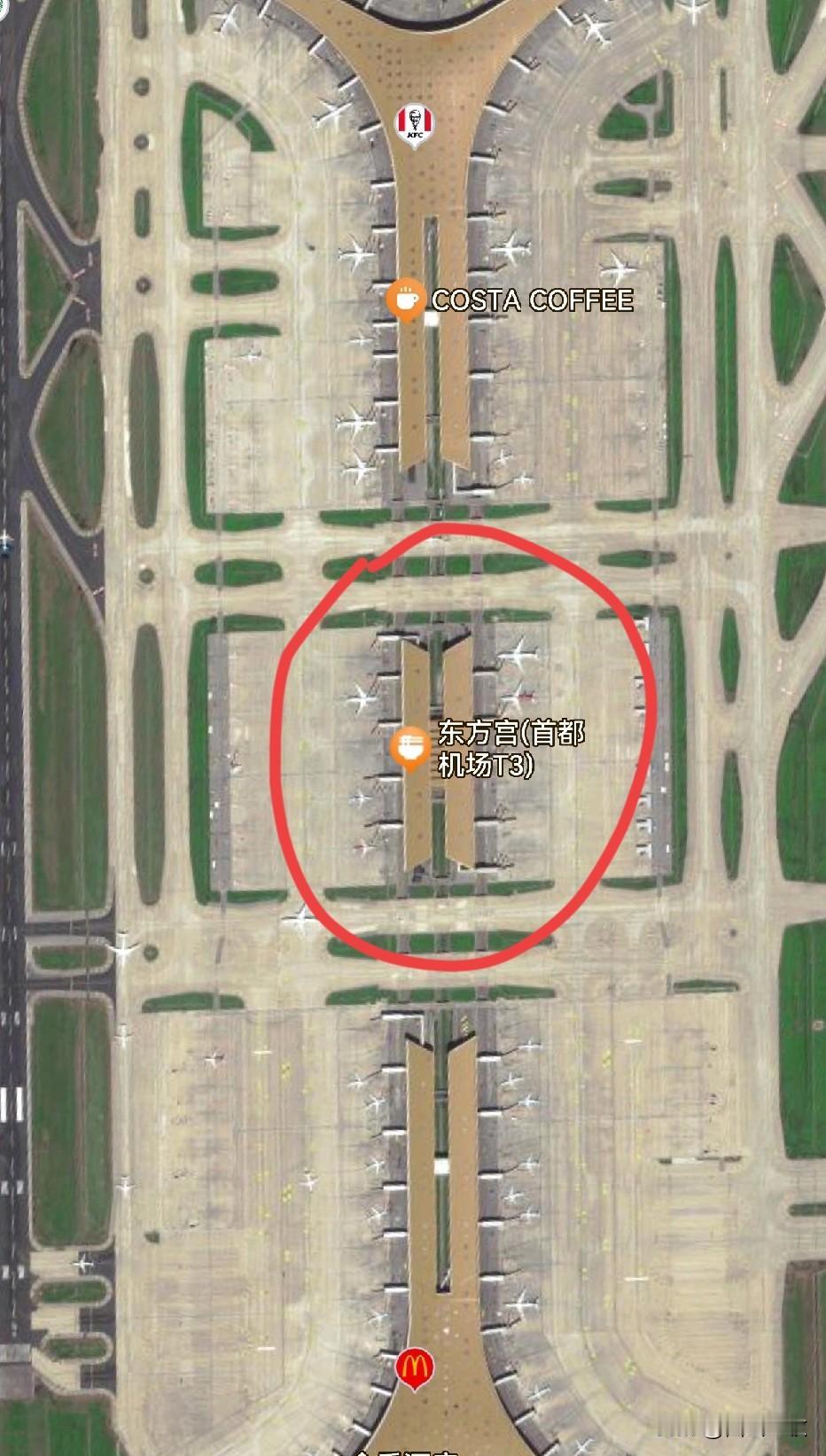 老特马上就要到了，大概下午16：00会到达首都国际机场T3航站楼，应该会停靠这个